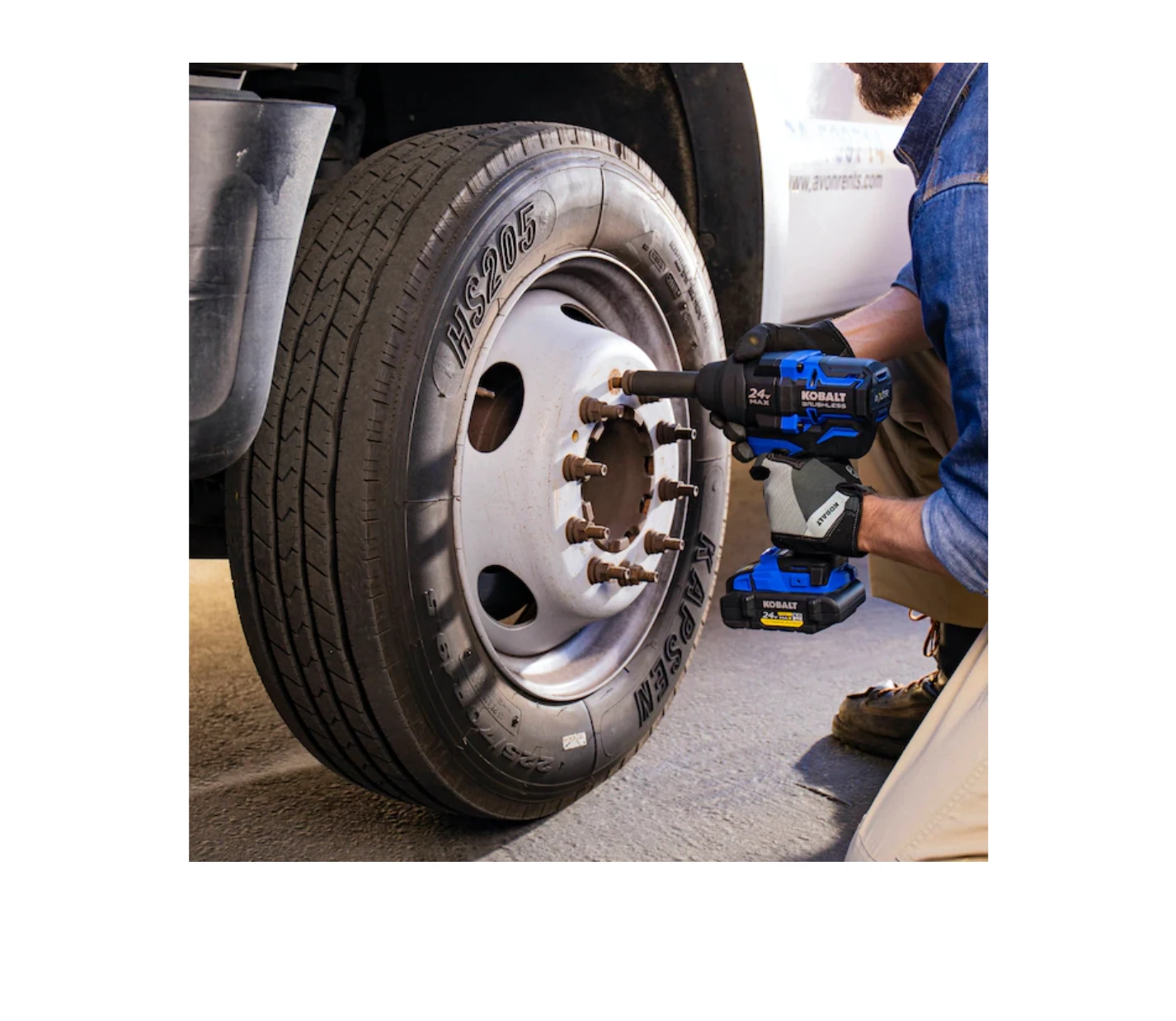 Kobalt KXIW 1424A-03 24-Volt XTR Variable Speed Brushless 1/2-in Drive Cordless Impact Wrench (1-Battery Included) 13 Kobalt KXIW 1424A-03 24-Volt XTR Variable Speed Brushless 1/2-in Drive Cordless Impact Wrench (1-Battery Included) - Image 11