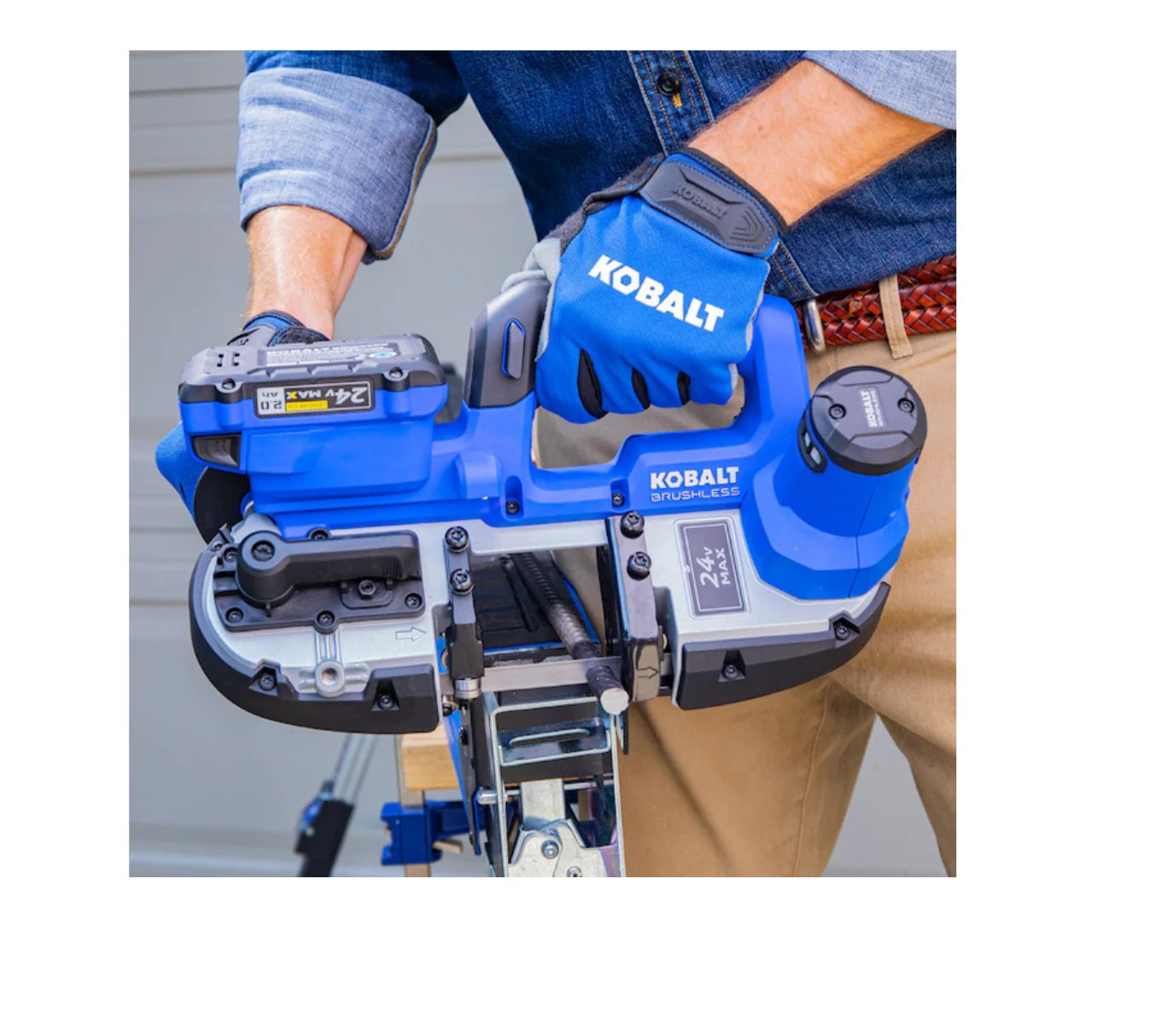 Kobalt KBDS 124B-03 24-Volt 2.5-in Portable Band Saw 14 Kobalt KBDS 124B-03 24-Volt 2.5-in Portable Band Saw - Image 12