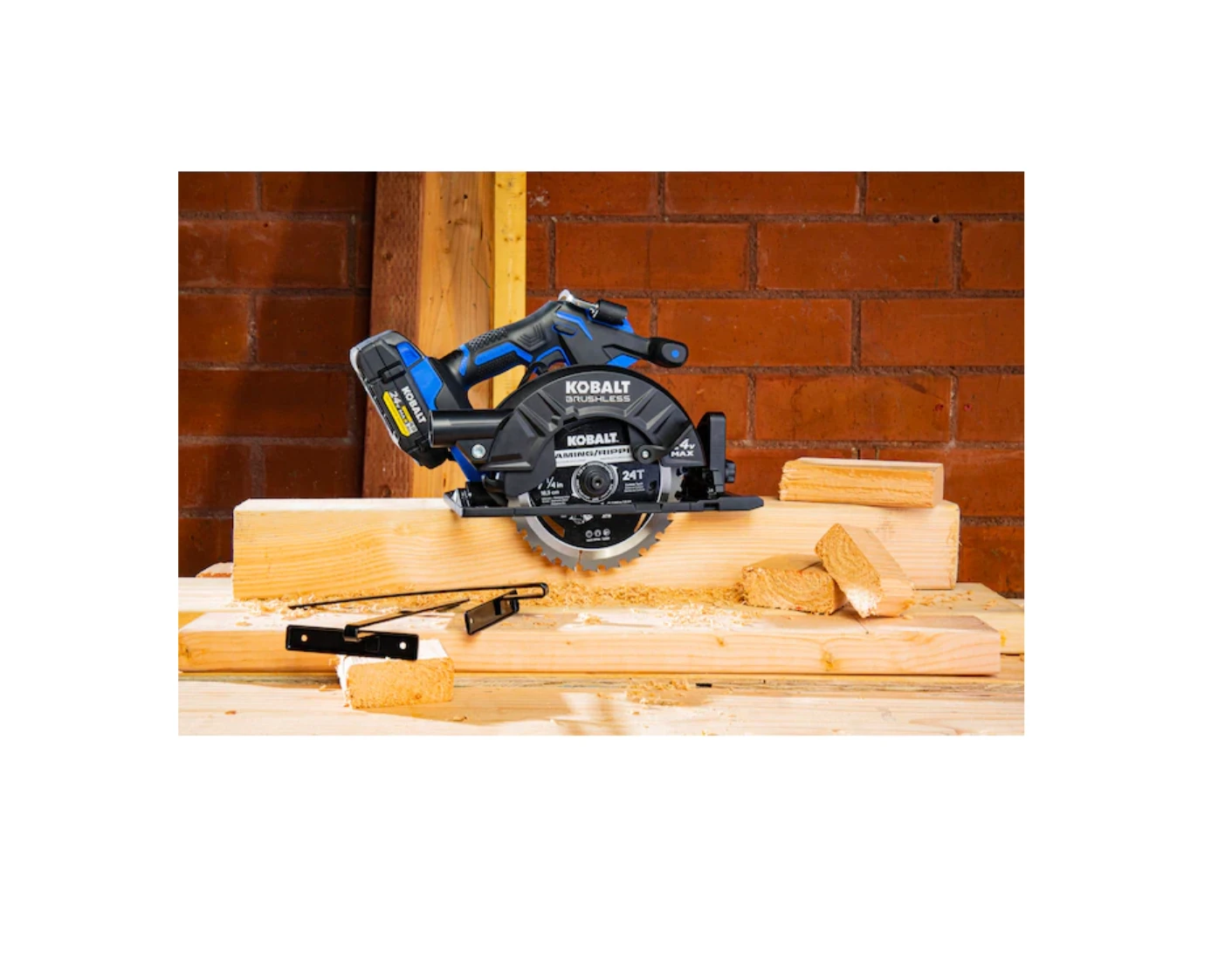 Kobalt KXCS 124B-03 24-Volt XTR 7-1/4-in Brushless Cordless Circular Saw 5 Kobalt KXCS 124B-03 24-Volt XTR 7-1/4-in Brushless Cordless Circular Saw - Image 3