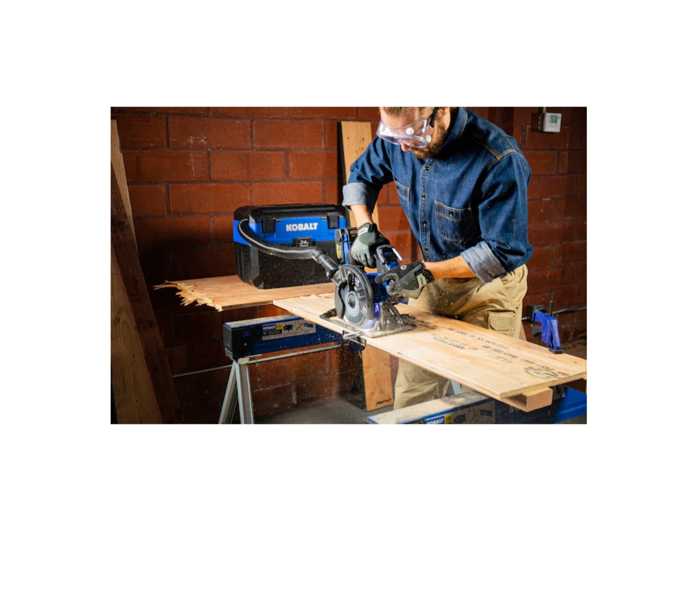 Kobalt KXCS 124B-03 24-Volt XTR 7-1/4-in Brushless Cordless Circular Saw 9 Kobalt KXCS 124B-03 24-Volt XTR 7-1/4-in Brushless Cordless Circular Saw - Image 7