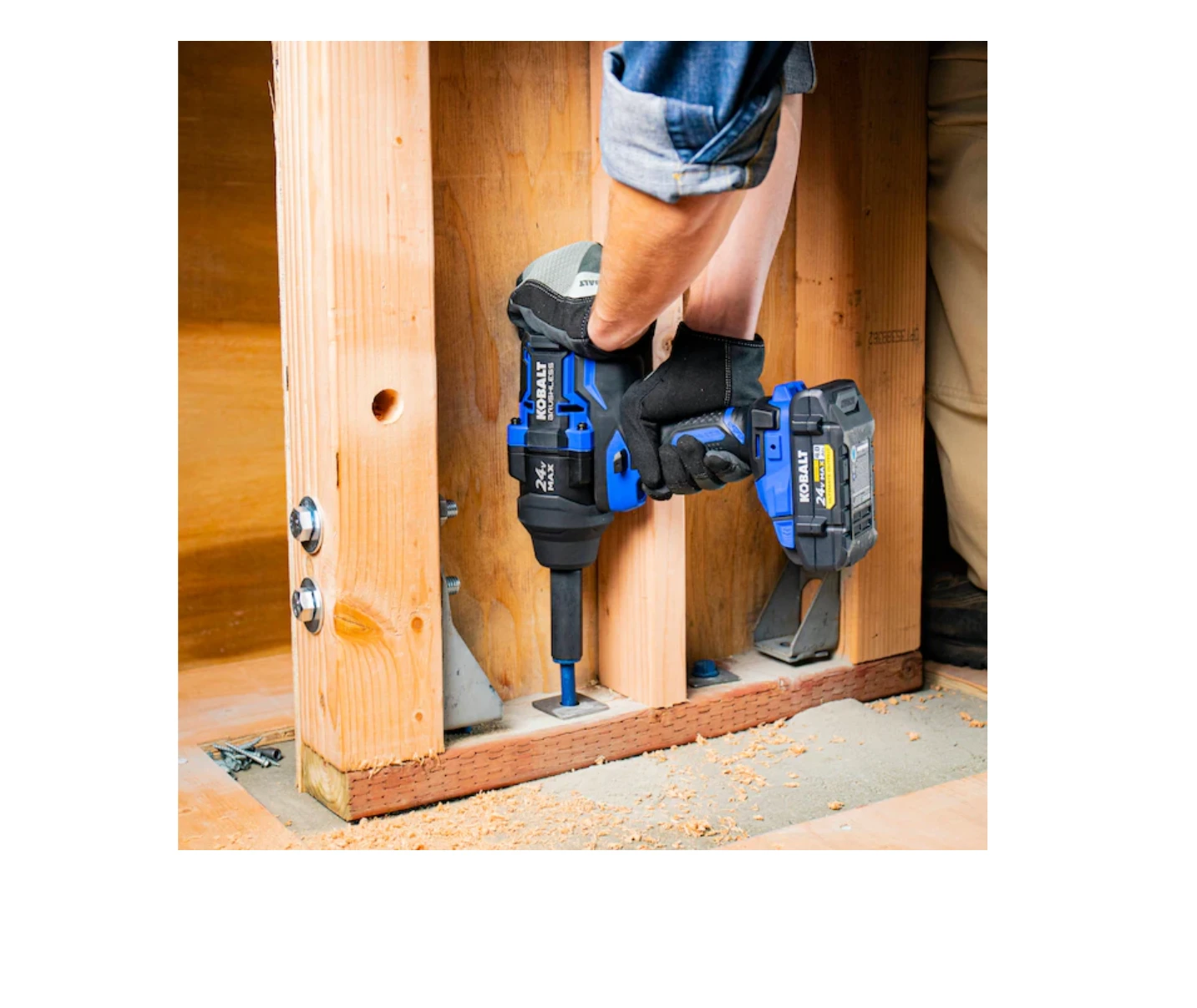 Kobalt KXIW 1424A-03 24-Volt XTR Variable Speed Brushless 1/2-in Drive Cordless Impact Wrench (1-Battery Included) 11 Kobalt KXIW 1424A-03 24-Volt XTR Variable Speed Brushless 1/2-in Drive Cordless Impact Wrench (1-Battery Included) - Image 9